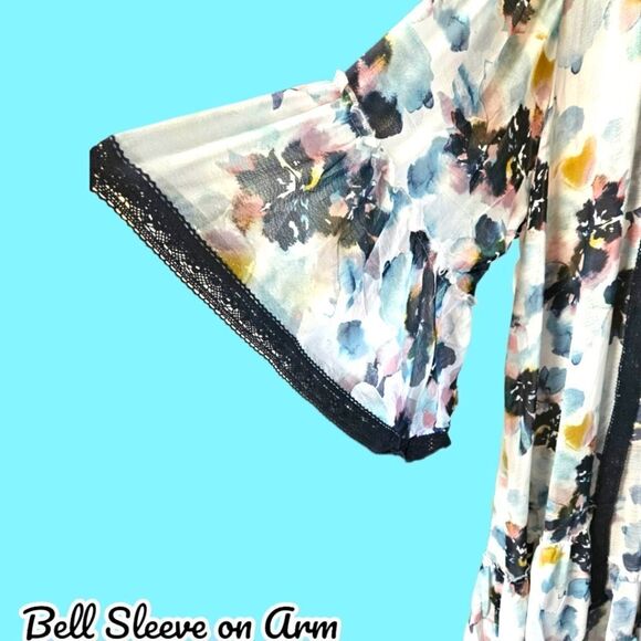 TORRID Textured Plus Size Chiffon Midi Ruffle Kimono. JUST IN! - Picture 4 of 16